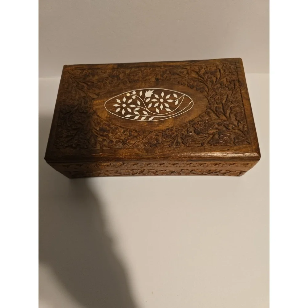 N/A vintage hand